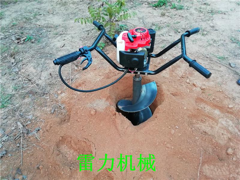 1604482225103586.jpg 水(shuǐ)泥錨杆鑽孔機掏樁土靈活度高.jpg