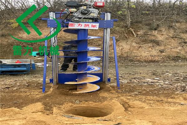 樁芯清泥機管樁（zhuāng）孔掏土螺旋鑽快又淨（jìng）