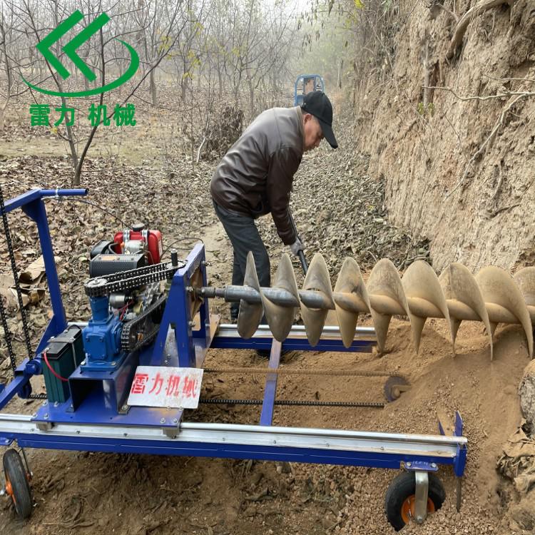 新型水平鑽孔機螺旋式掏土一鑽成孔 新型水平鑽孔機螺旋式掏土(tǔ)一鑽成(chéng)孔(kǒng)