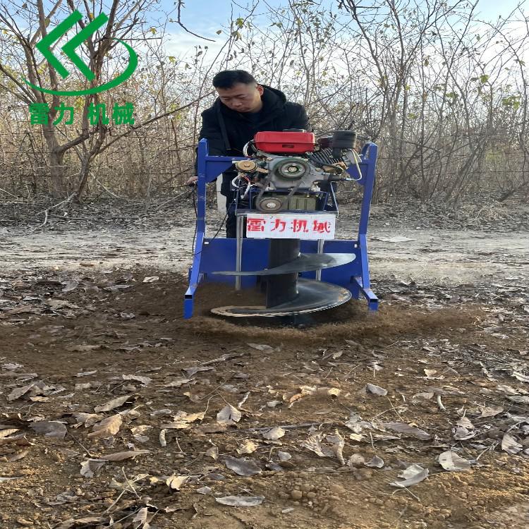 植樹挖坑機.jpg 植樹挖坑機.jpg