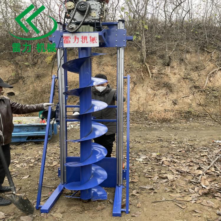 栽電線杆(gǎn)挖坑機.jpg 栽電線杆挖坑機.jpg