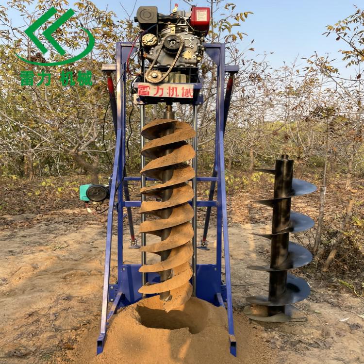 樁芯掏土機.jpg 樁芯(xīn)掏土(tǔ)機.jpg